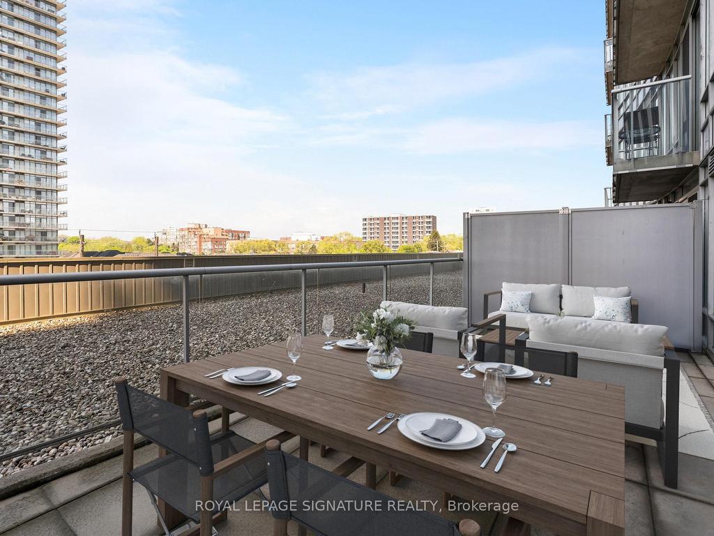 









15


Windermere

Avenue, 411,
Toronto,




ON
M6S 5A2

