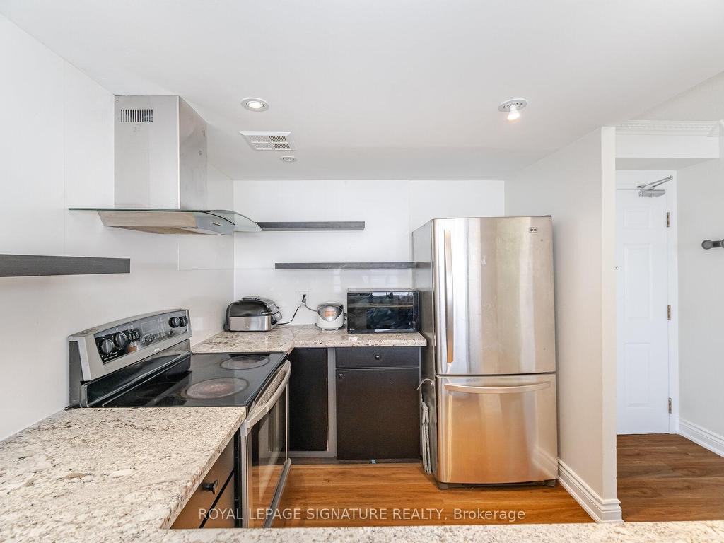 









250


Webb

Drive, 1401,
Mississauga,




ON
L5B 3Z4

