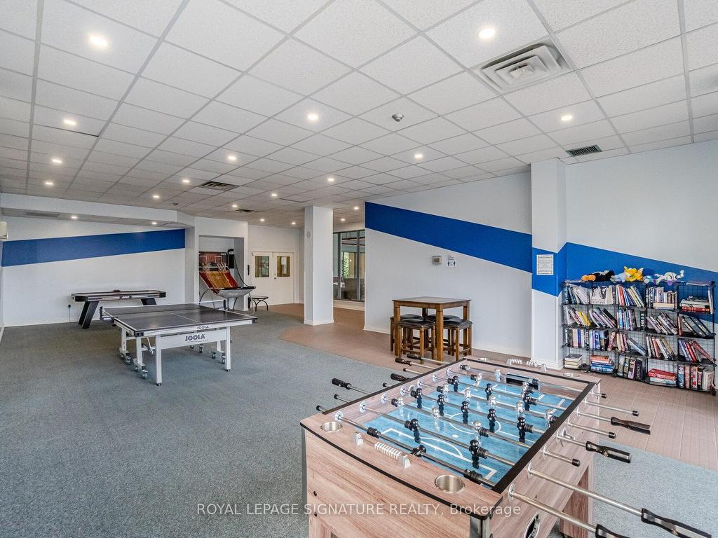 









250


Webb

Drive, 1401,
Mississauga,




ON
L5B 3Z4

