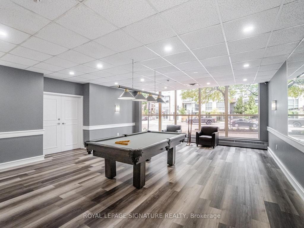 









250


Webb

Drive, 1401,
Mississauga,




ON
L5B 3Z4

