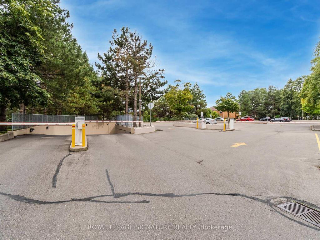 









250


Webb

Drive, 1401,
Mississauga,




ON
L5B 3Z4

