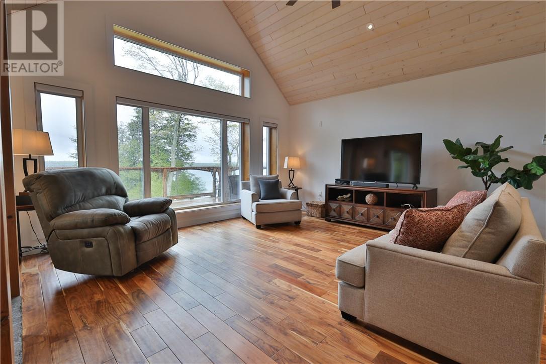 












501 Green Bay Shores

,
Sheguiandah, Manitoulin Island,




Ontario
P0P1W0

