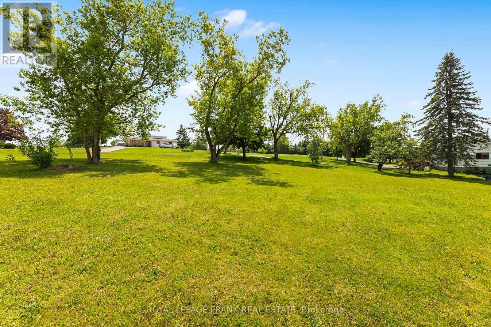 












174 HWY 7A ROAD

,
Kawartha Lakes (Manvers),




Ontario
L0B1K0

