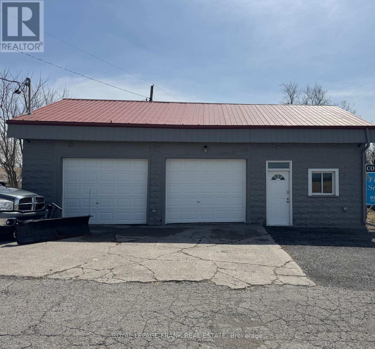 












174 HWY 7A ROAD

,
Kawartha Lakes (Manvers),




Ontario
L0B1K0


