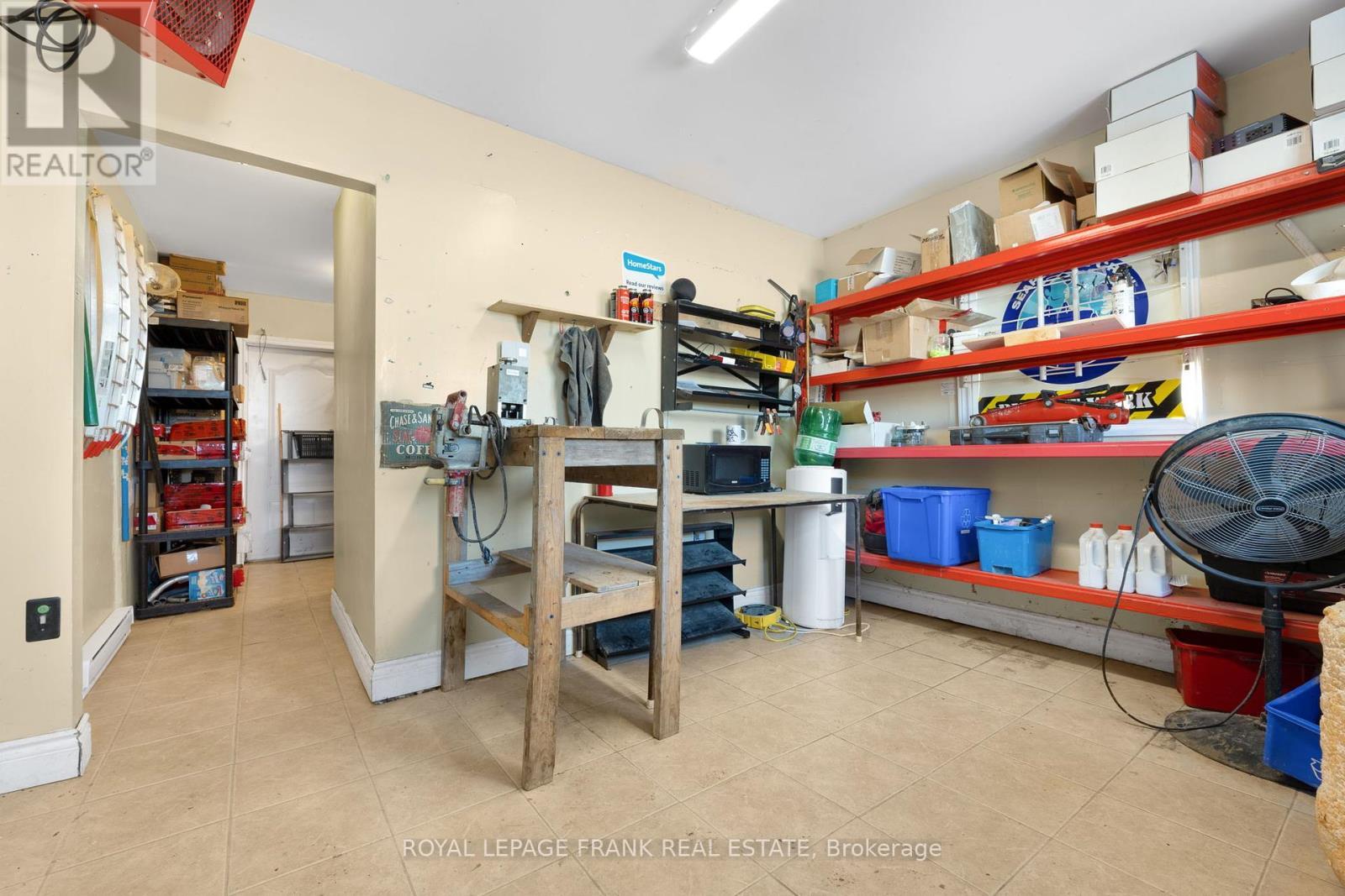 












174 HWY 7A ROAD

,
Kawartha Lakes (Manvers),




Ontario
L0B1K0

