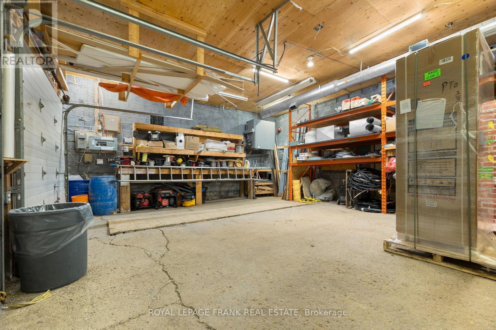 












174 HWY 7A ROAD

,
Kawartha Lakes (Manvers),




Ontario
L0B1K0

