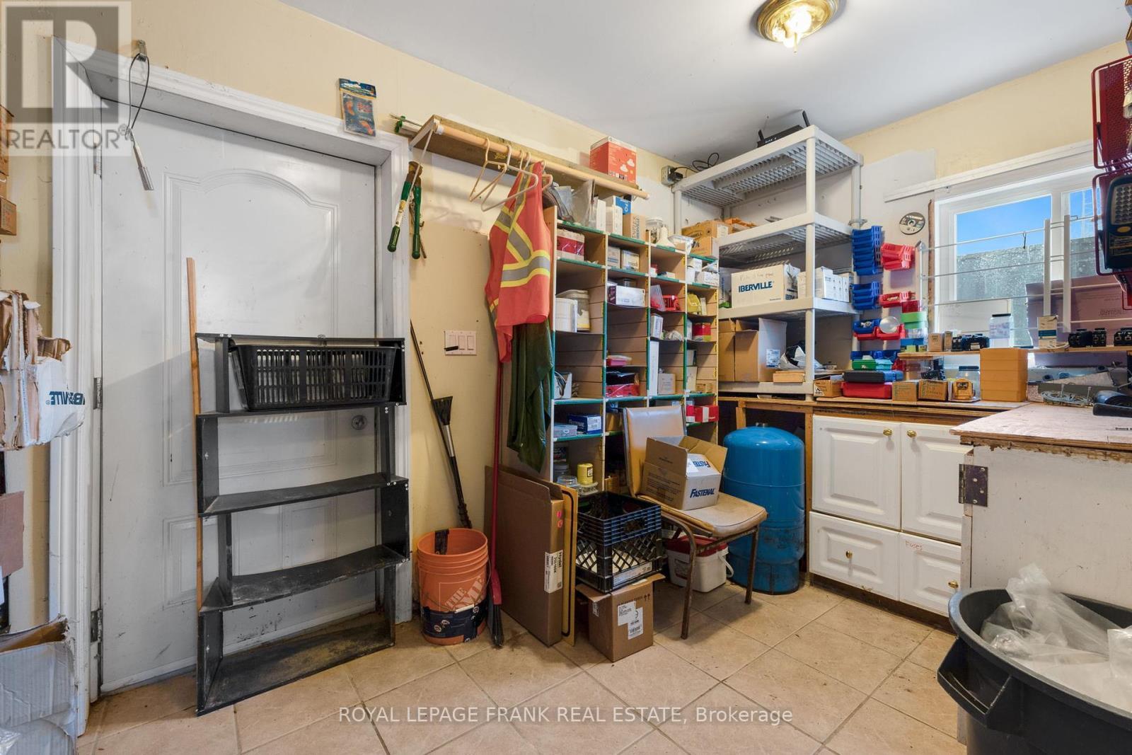 












174 HWY 7A ROAD

,
Kawartha Lakes (Manvers),




Ontario
L0B1K0

