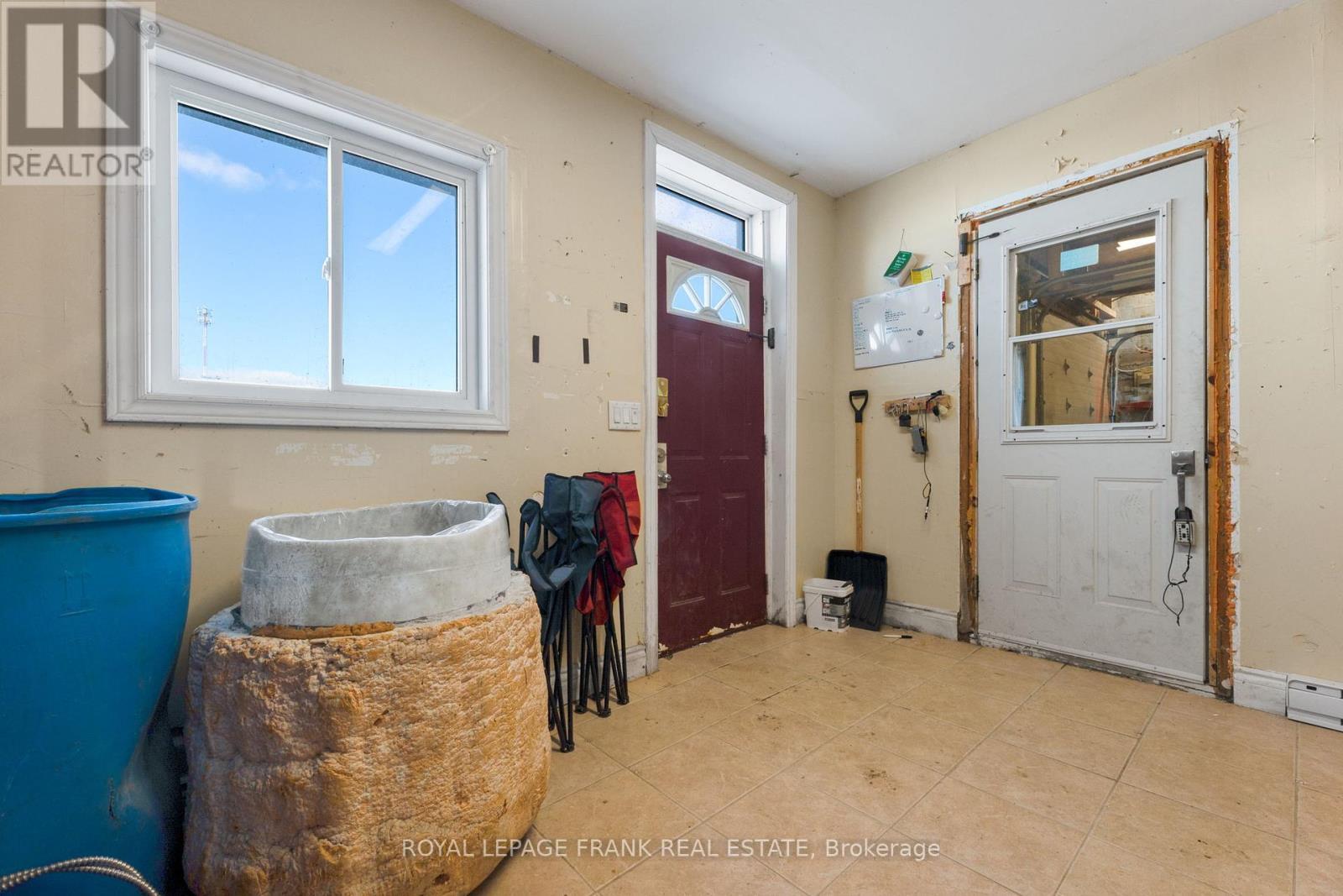 












174 HWY 7A ROAD

,
Kawartha Lakes (Manvers),




Ontario
L0B1K0

