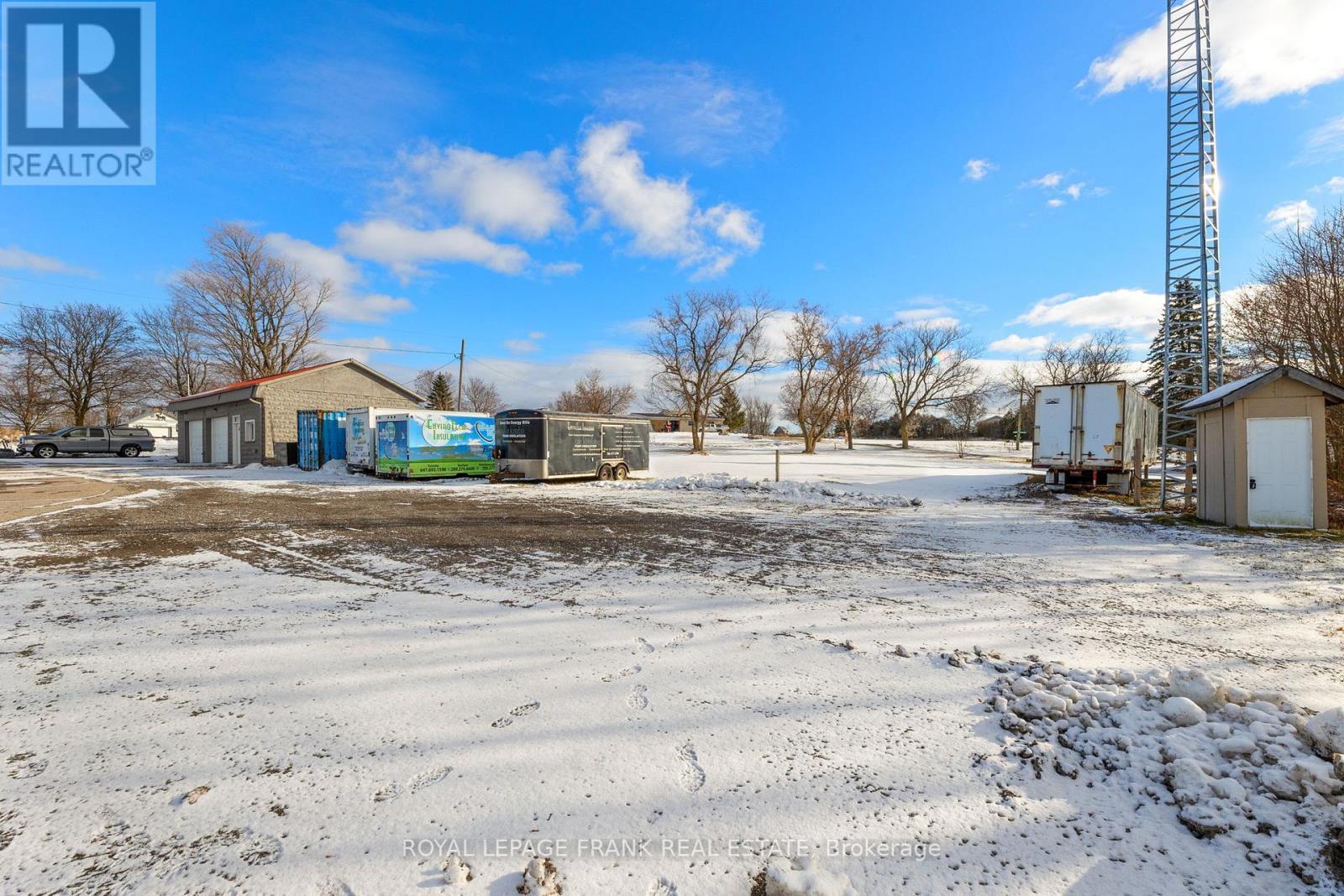 












174 HWY 7A ROAD

,
Kawartha Lakes (Manvers),




Ontario
L0B1K0

