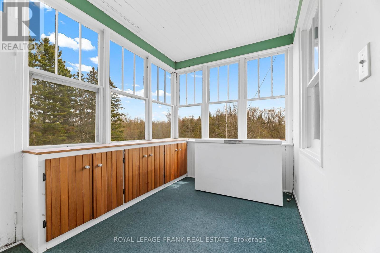 












3148 COUNTY ROAD 32 HIGHWAY

,
Leeds and the Thousand Islands,







Ontario
K0H2N0

