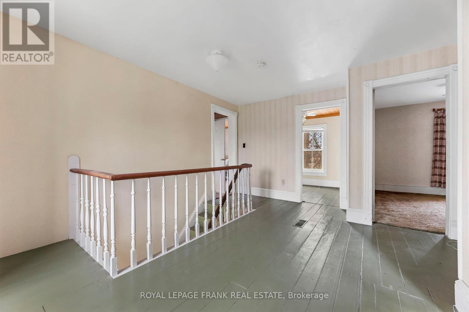 












3148 COUNTY ROAD 32 HIGHWAY

,
Leeds and the Thousand Islands,







Ontario
K0H2N0

