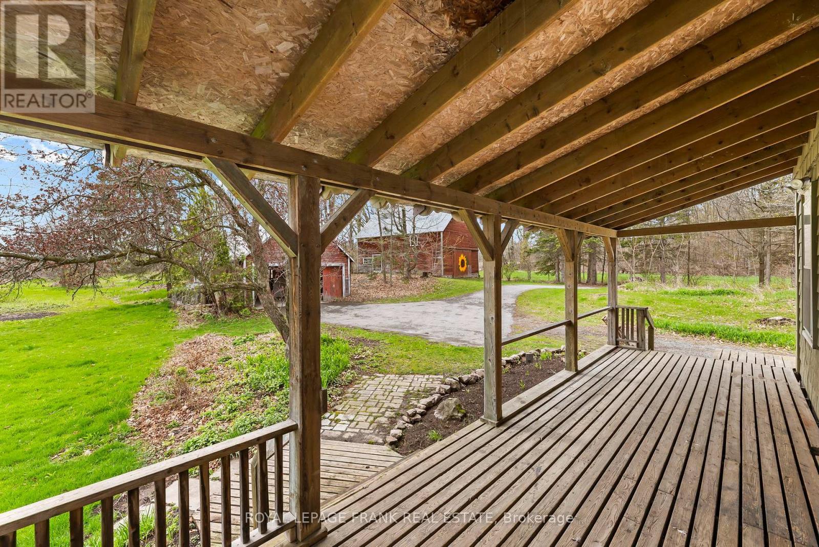 












3148 COUNTY ROAD 32 HIGHWAY

,
Leeds and the Thousand Islands,







Ontario
K0H2N0

