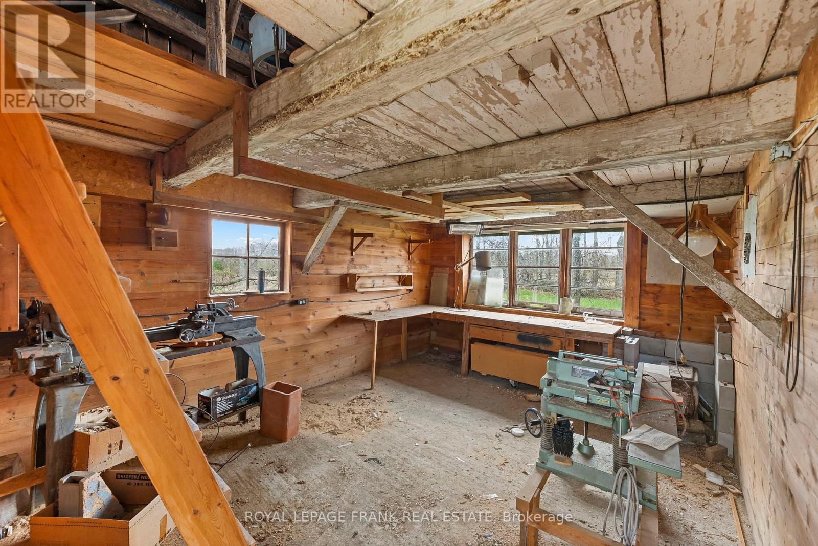 












3148 COUNTY ROAD 32 HIGHWAY

,
Leeds and the Thousand Islands,







Ontario
K0H2N0

