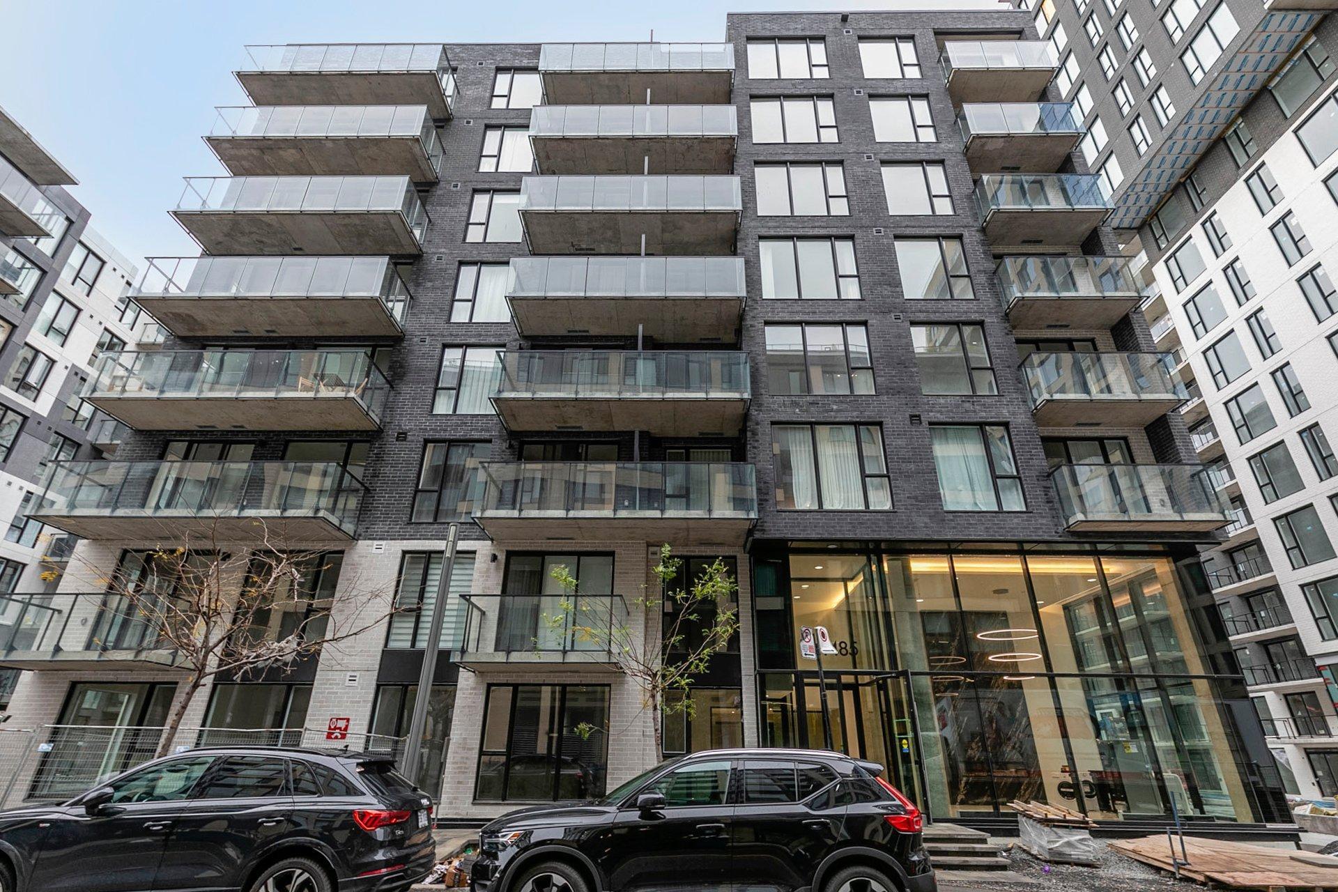 









1485


Rue des Bassins

, 711,
Montréal (Le Sud-Ouest),




QC
H3C1B7

