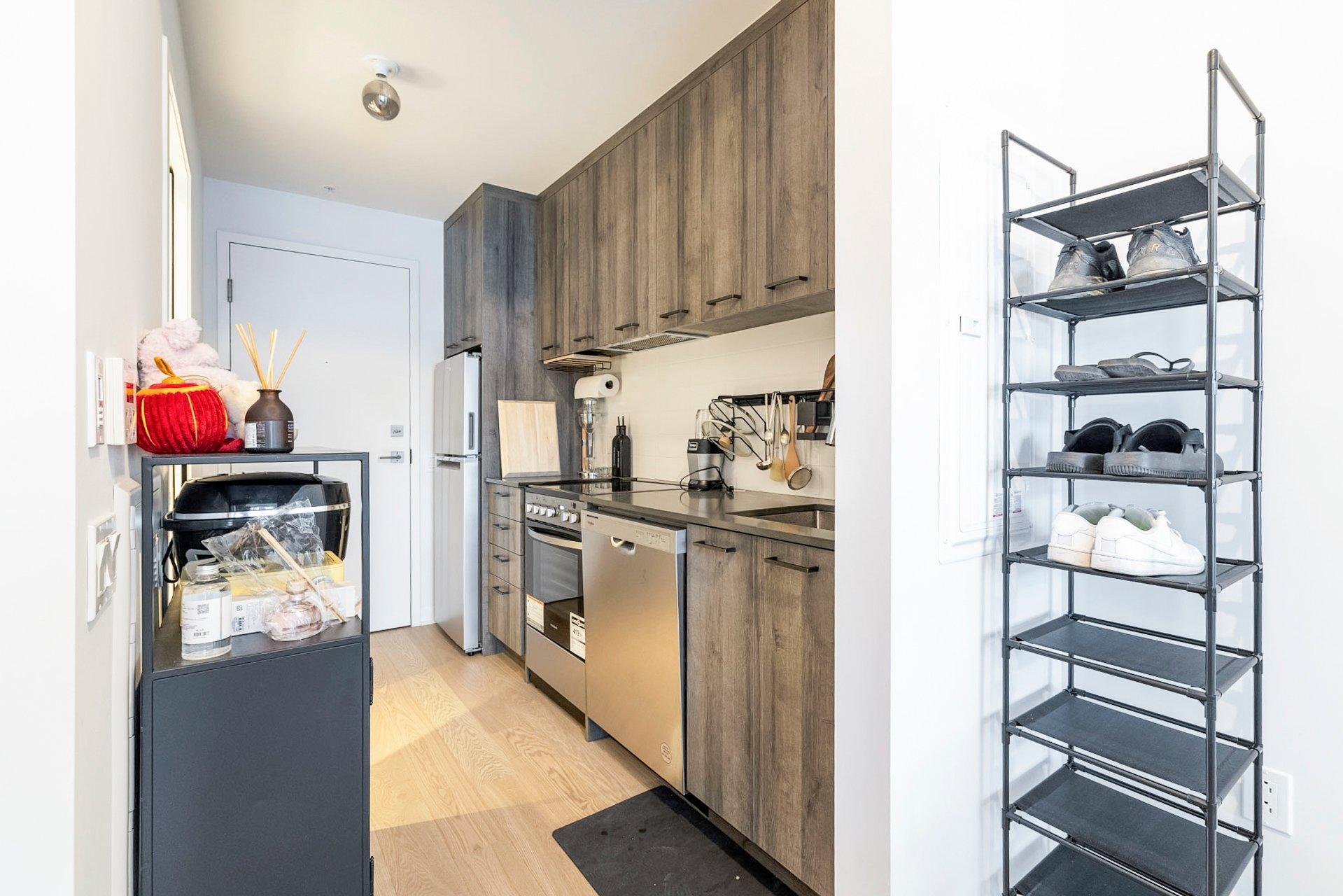 









1485


Rue des Bassins

, 711,
Montréal (Le Sud-Ouest),




QC
H3C1B7

