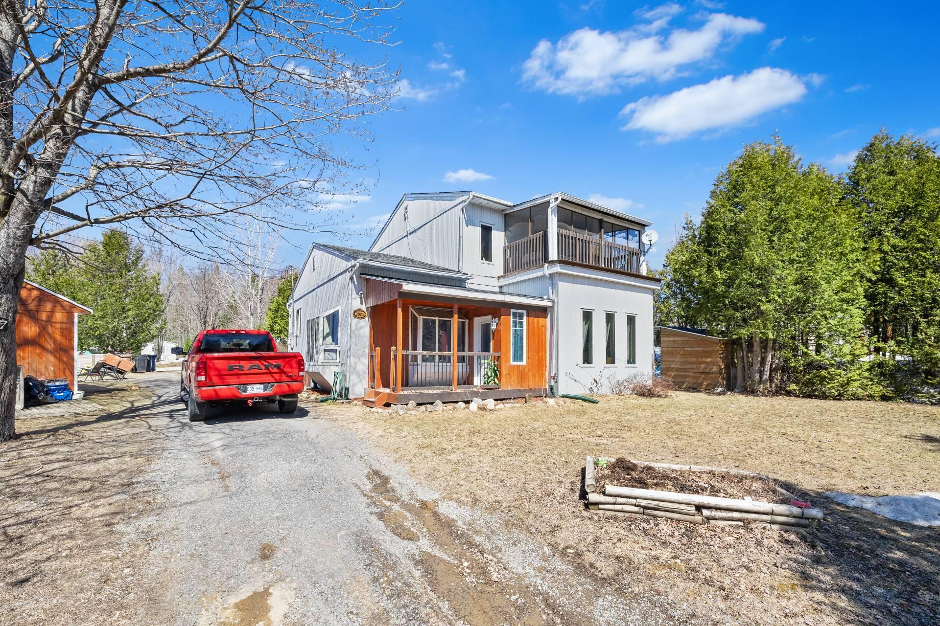 









2372


Route 348

,
Rawdon,




QC
J0K1S0


