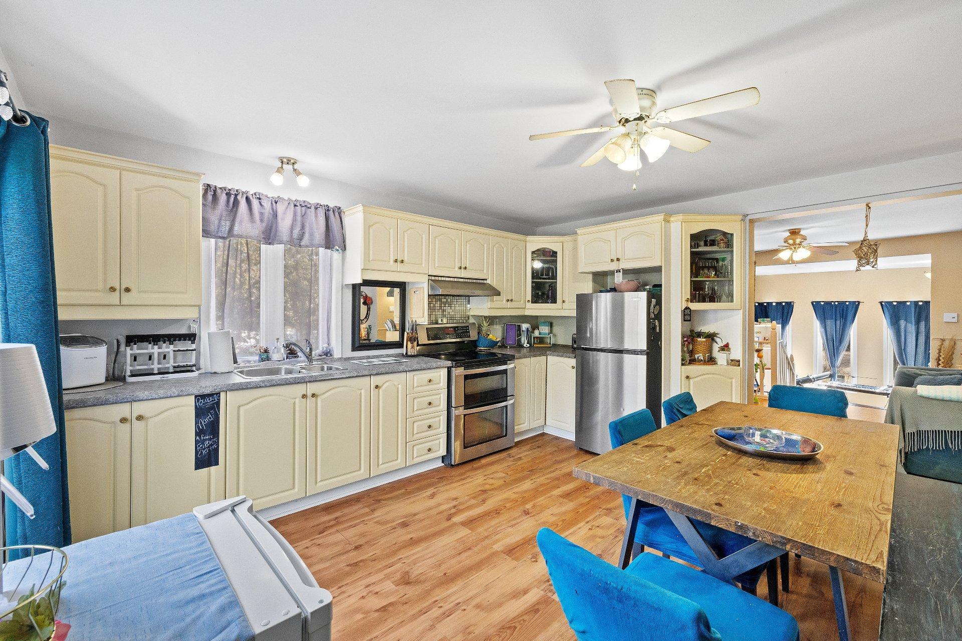 









2372


Route 348

,
Rawdon,




QC
J0K1S0

