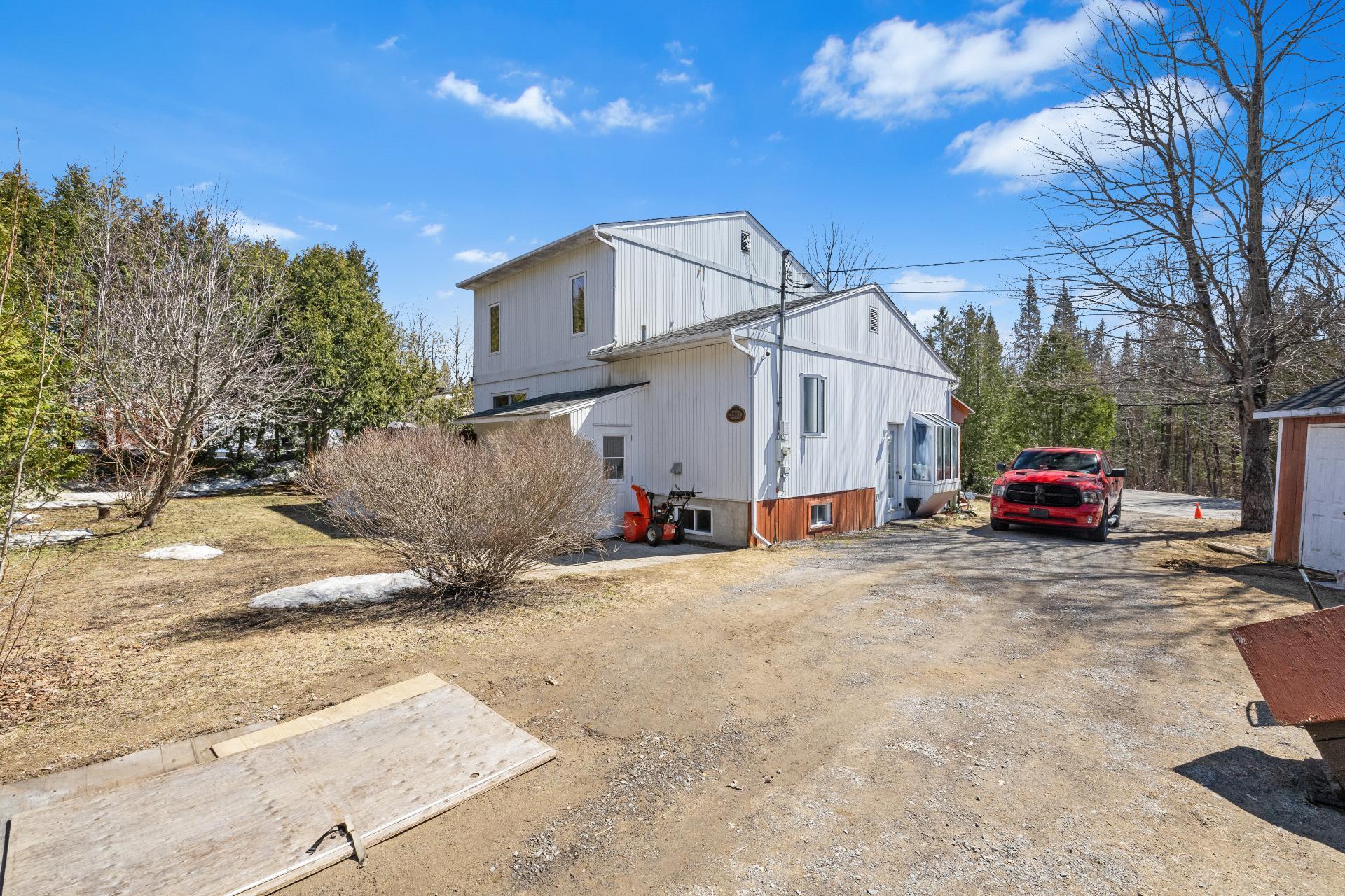 









2372


Route 348

,
Rawdon,




QC
J0K1S0

