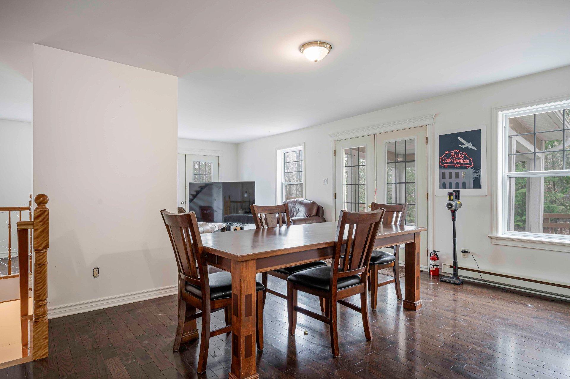 









49


Ch. de la Petite-Suisse

,
Morin-Heights,




QC
J0R1H0

