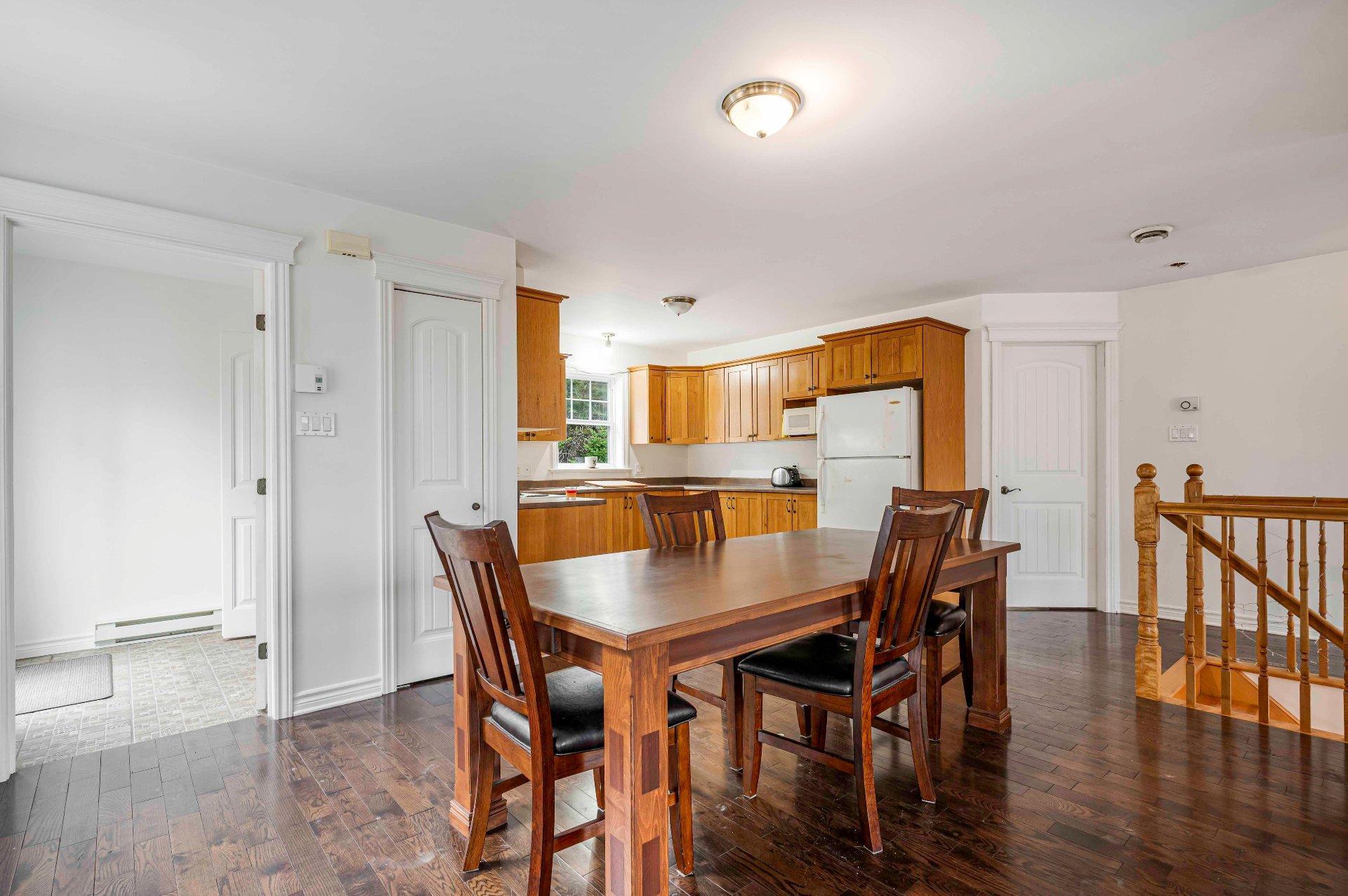 









49


Ch. de la Petite-Suisse

,
Morin-Heights,




QC
J0R1H0

