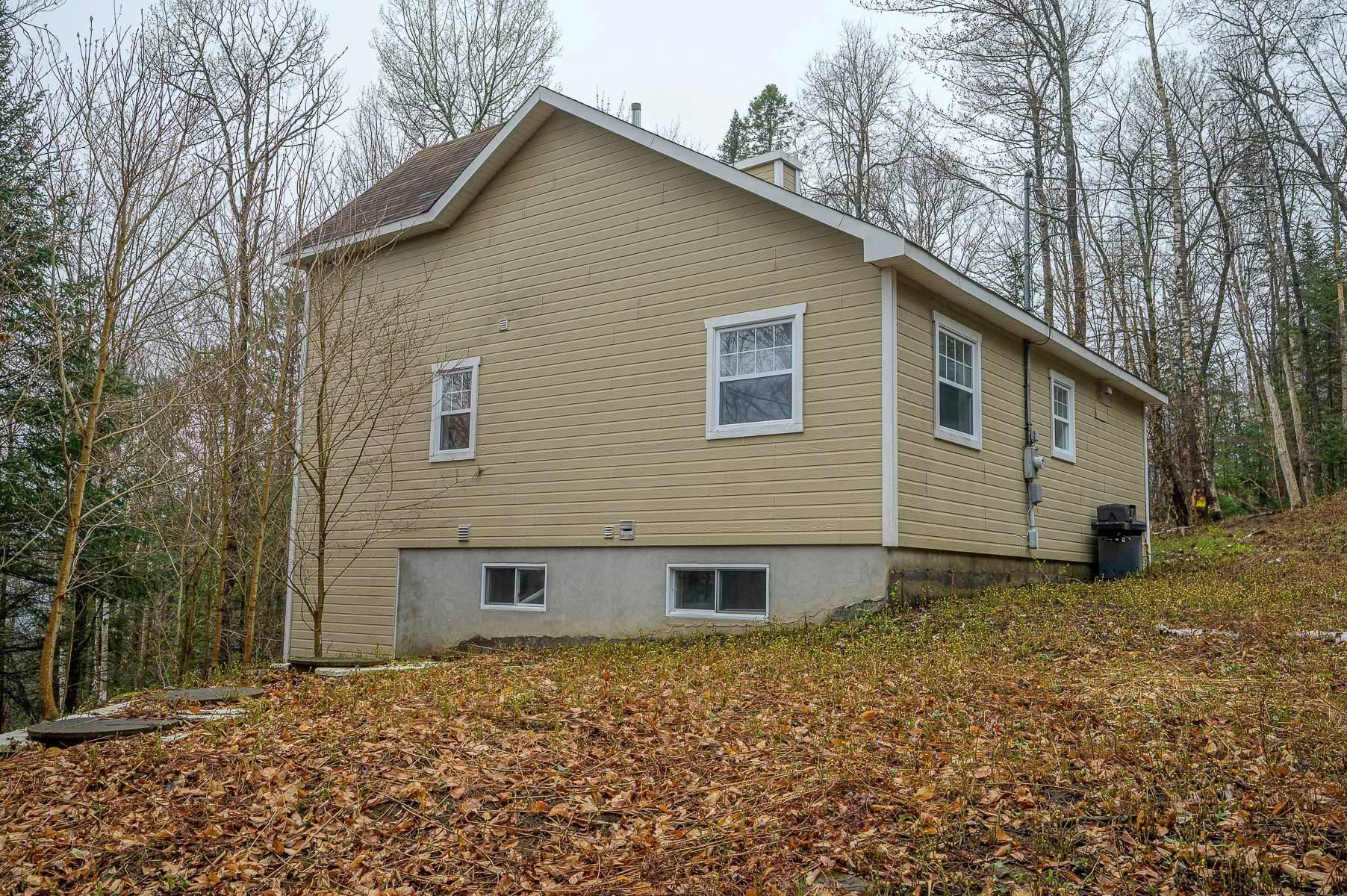 









49


Ch. de la Petite-Suisse

,
Morin-Heights,




QC
J0R1H0

