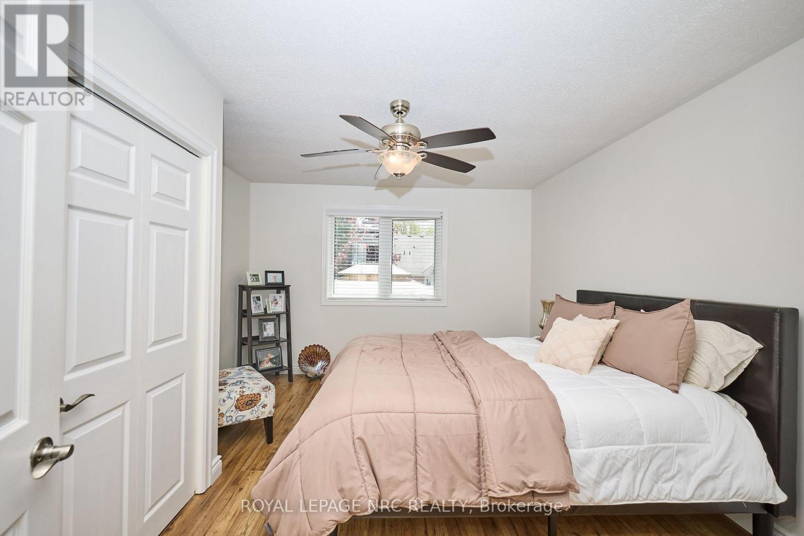 












41 JACKSON COURT W

,
Welland (N. Welland),




Ontario
L3C7G2

