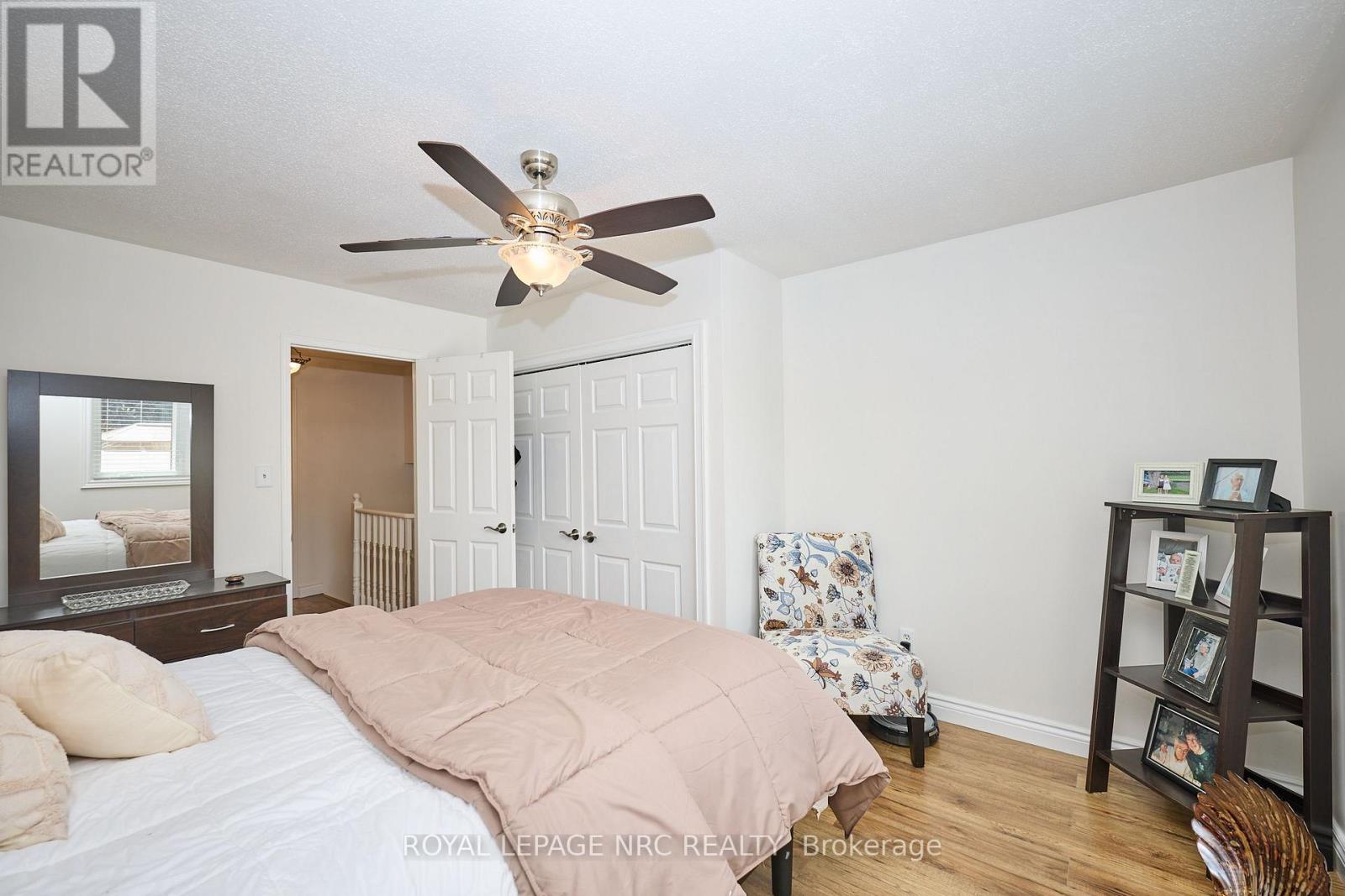 












41 JACKSON COURT W

,
Welland (N. Welland),




Ontario
L3C7G2

