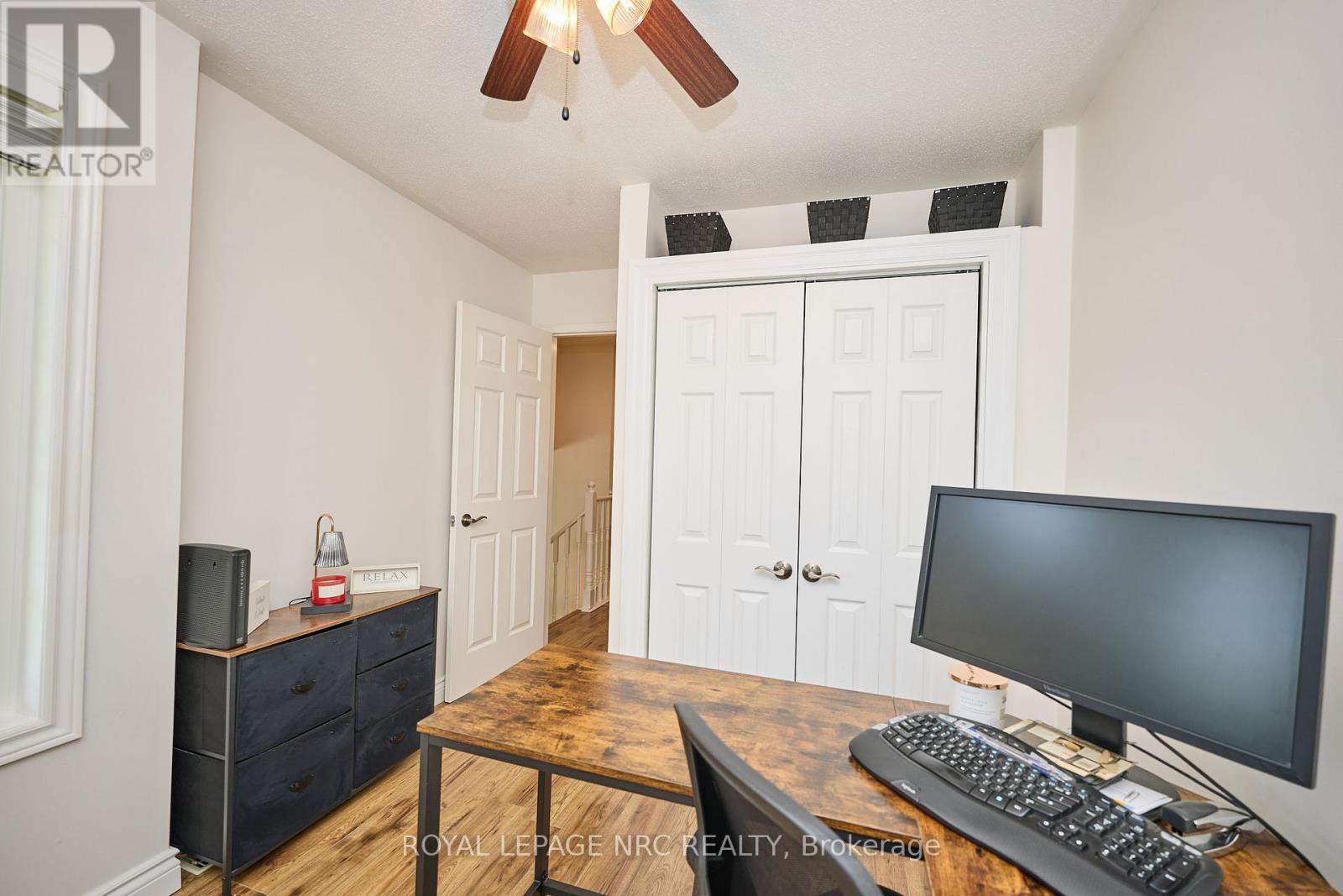 












41 JACKSON COURT W

,
Welland (N. Welland),




Ontario
L3C7G2

