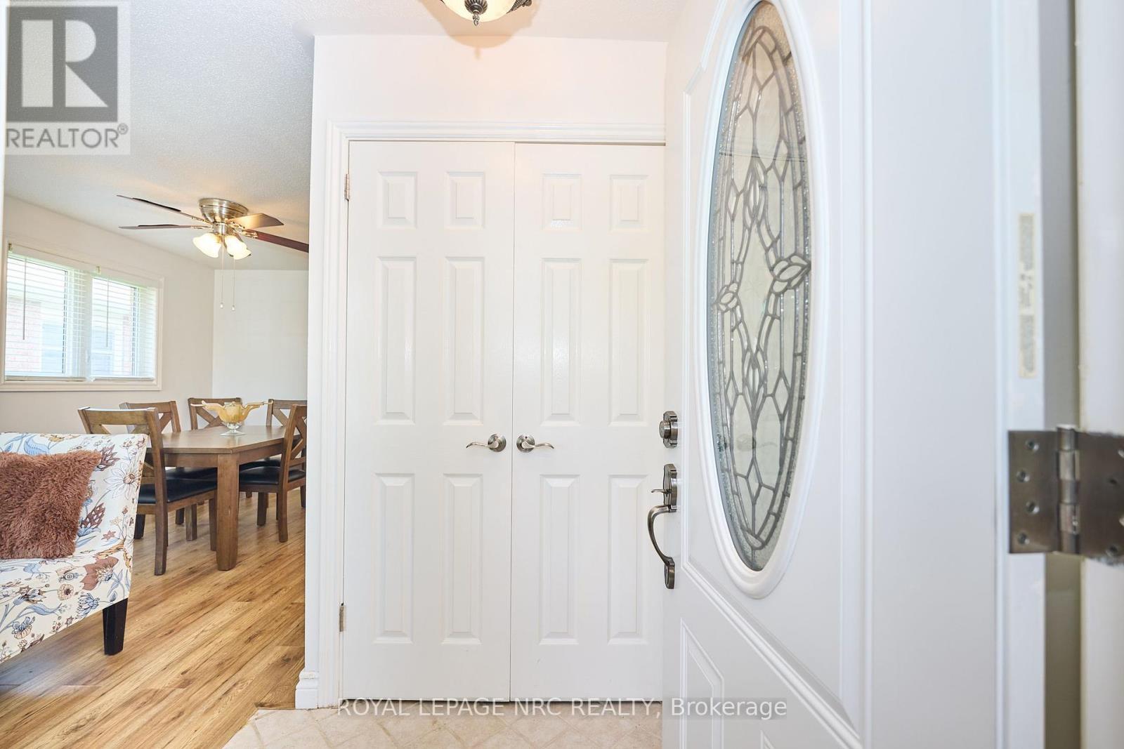












41 JACKSON COURT W

,
Welland (N. Welland),




Ontario
L3C7G2

