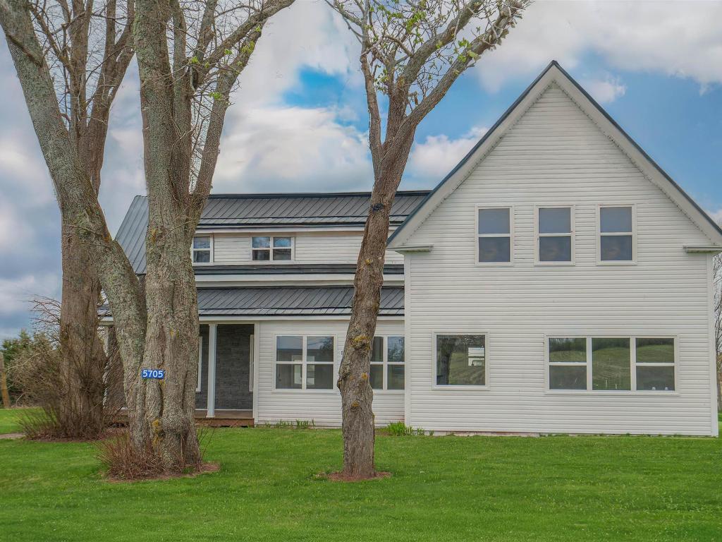 












5705 Georgetown Road

,
Vernon Bridge,




PE
C0A 2E0

