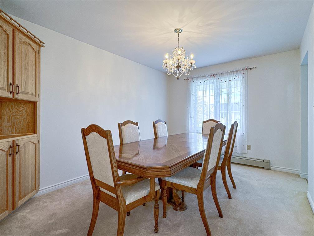 












633 Queen Street

,
Charlottetown,




PE
C1A 9C7

