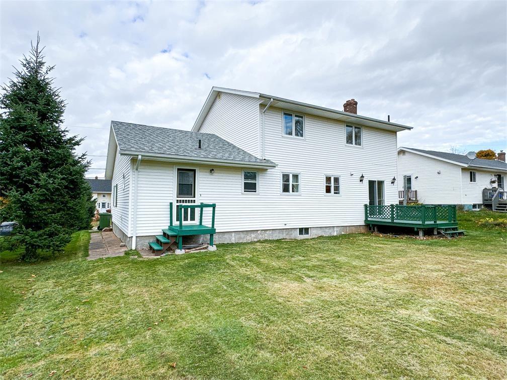 












633 Queen Street

,
Charlottetown,




PE
C1A 9C7

