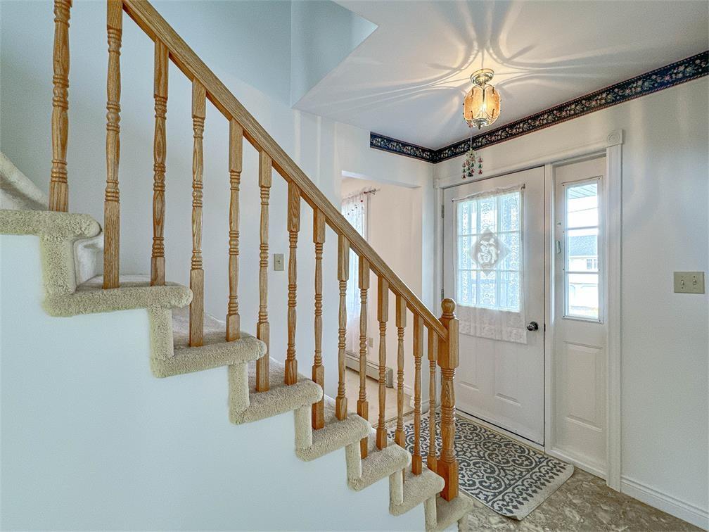 












633 Queen Street

,
Charlottetown,




PE
C1A 9C7

