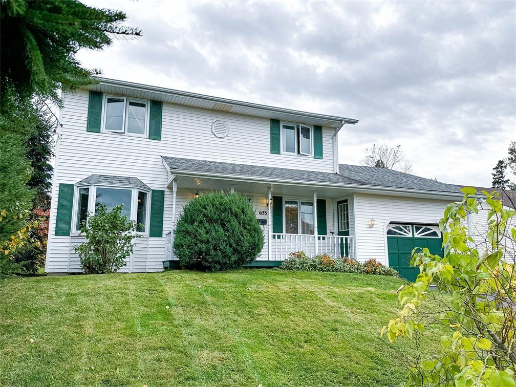 












633 Queen Street

,
Charlottetown,




PE
C1A 9C7

