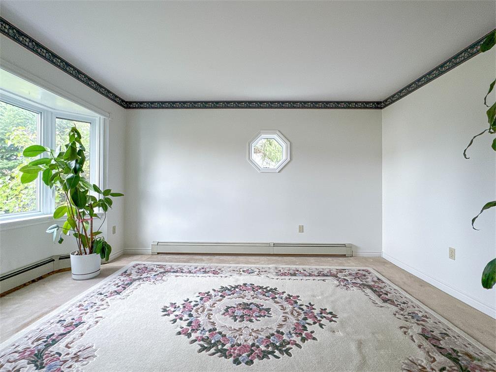 












633 Queen Street

,
Charlottetown,




PE
C1A 9C7

