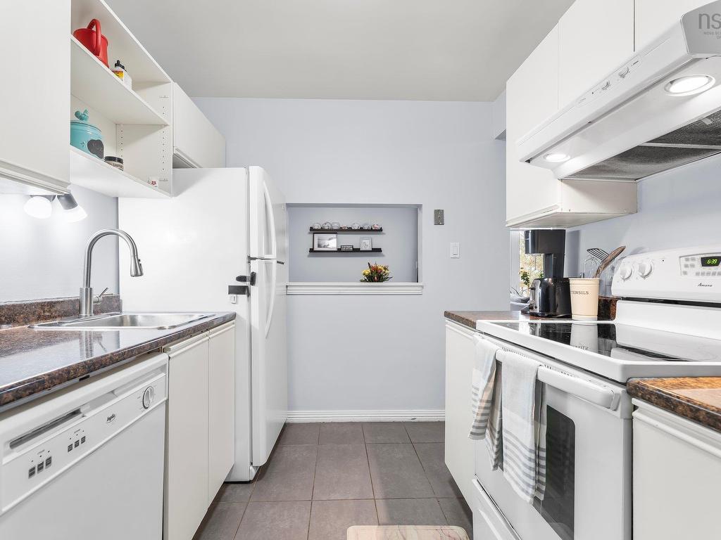 












205 203 Ross Street

,
Halifax,




NS
B3M 3Z2

