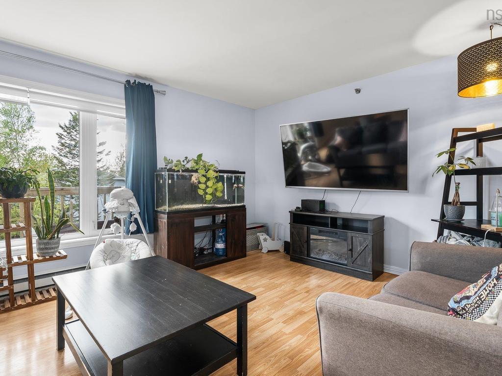












205 203 Ross Street

,
Halifax,




NS
B3M 3Z2

