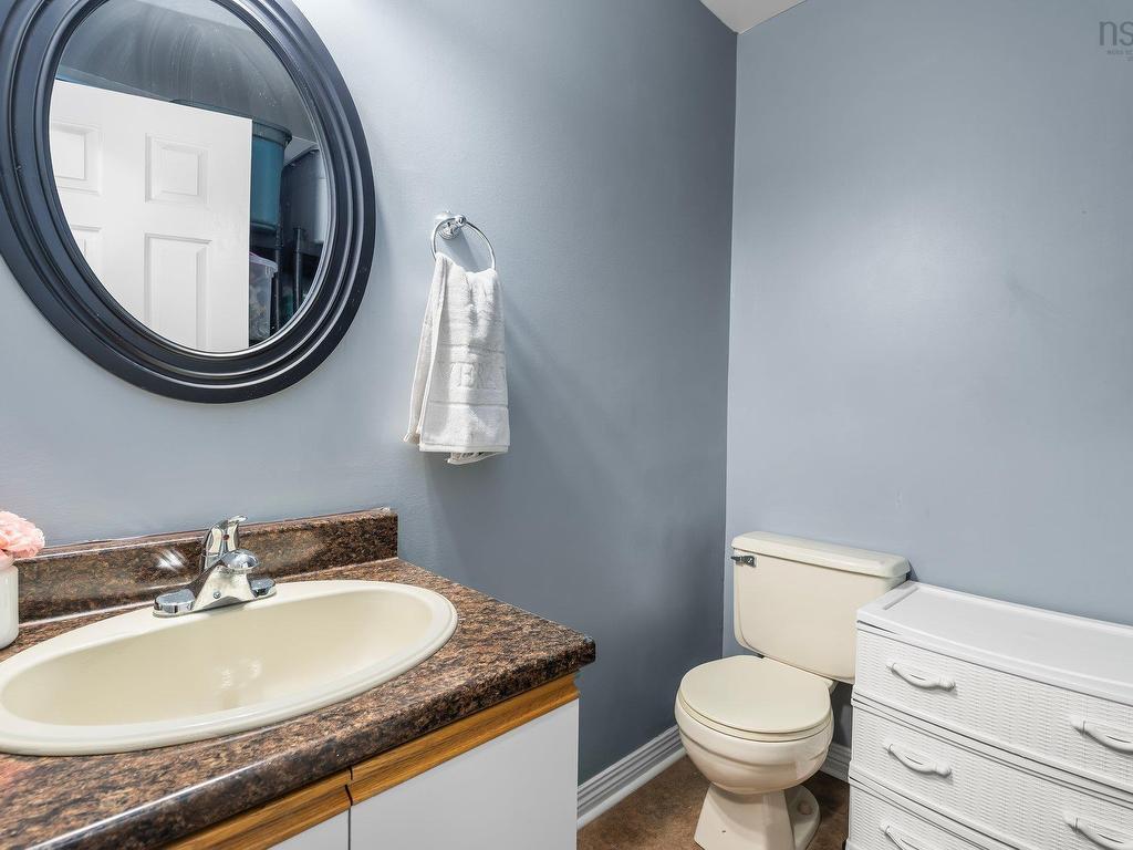 












205 203 Ross Street

,
Halifax,




NS
B3M 3Z2

