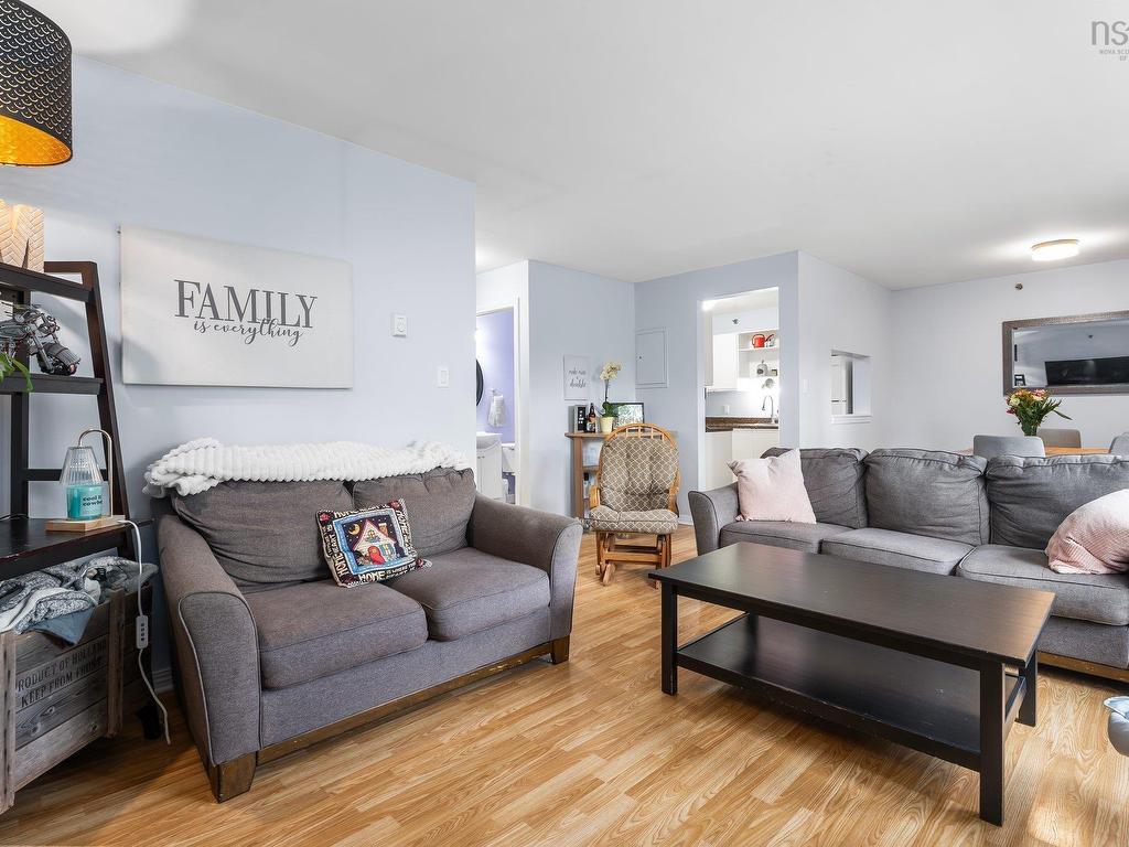 












205 203 Ross Street

,
Halifax,




NS
B3M 3Z2

