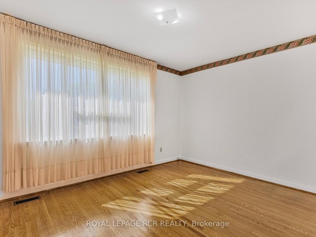 









26


Ludstone

Drive,
Toronto,




ON
M9R 2H9

