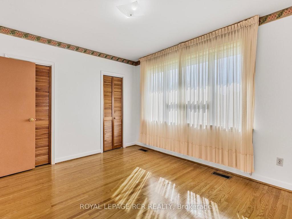









26


Ludstone

Drive,
Toronto,




ON
M9R 2H9

