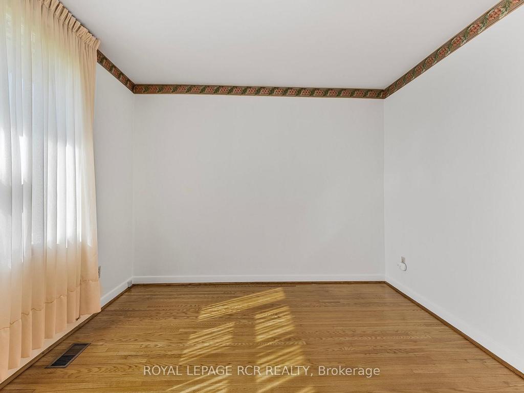 









26


Ludstone

Drive,
Toronto,




ON
M9R 2H9

