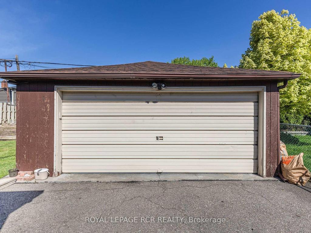 









26


Ludstone

Drive,
Toronto,




ON
M9R 2H9

