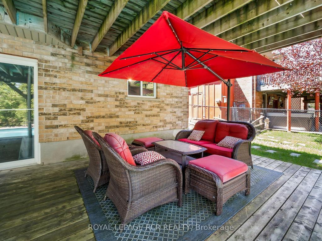 









71


Hunter

Road,
Orangeville,




ON
L9W 5C5

