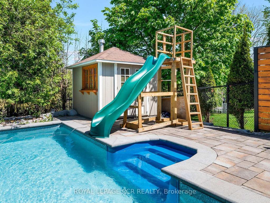 









71


Hunter

Road,
Orangeville,




ON
L9W 5C5

