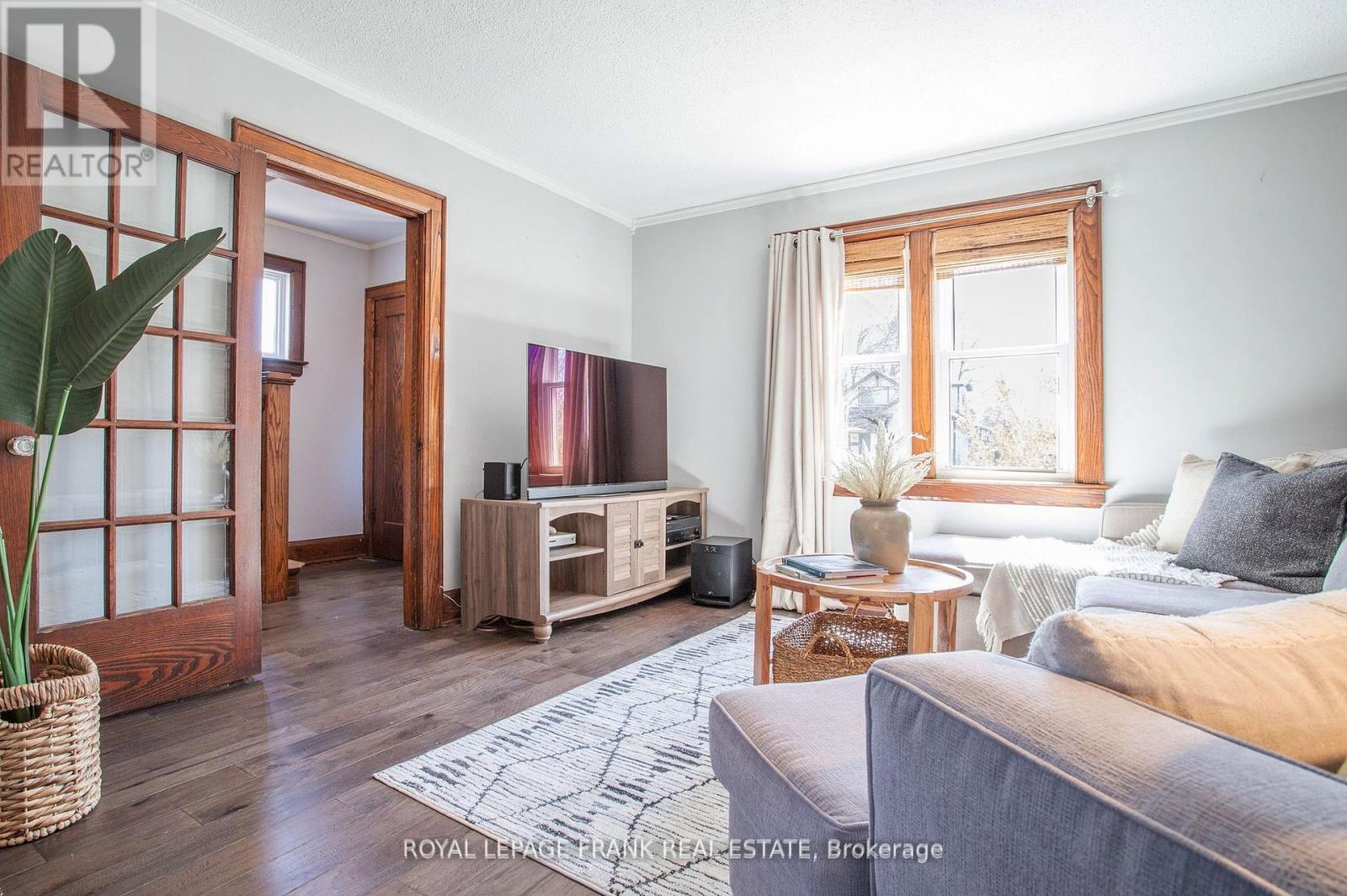 












104 MCLAUGHLIN BOULEVARD

,
Oshawa (O'Neill),




Ontario
L1G2P3

