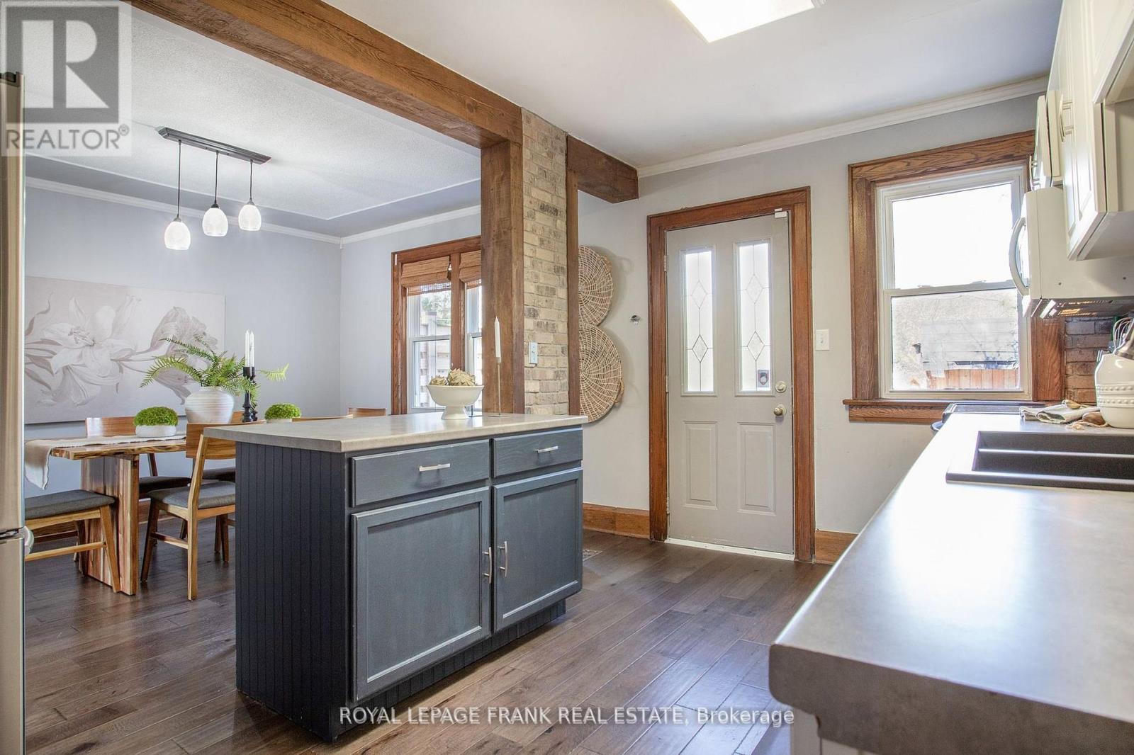 












104 MCLAUGHLIN BOULEVARD

,
Oshawa (O'Neill),




Ontario
L1G2P3

