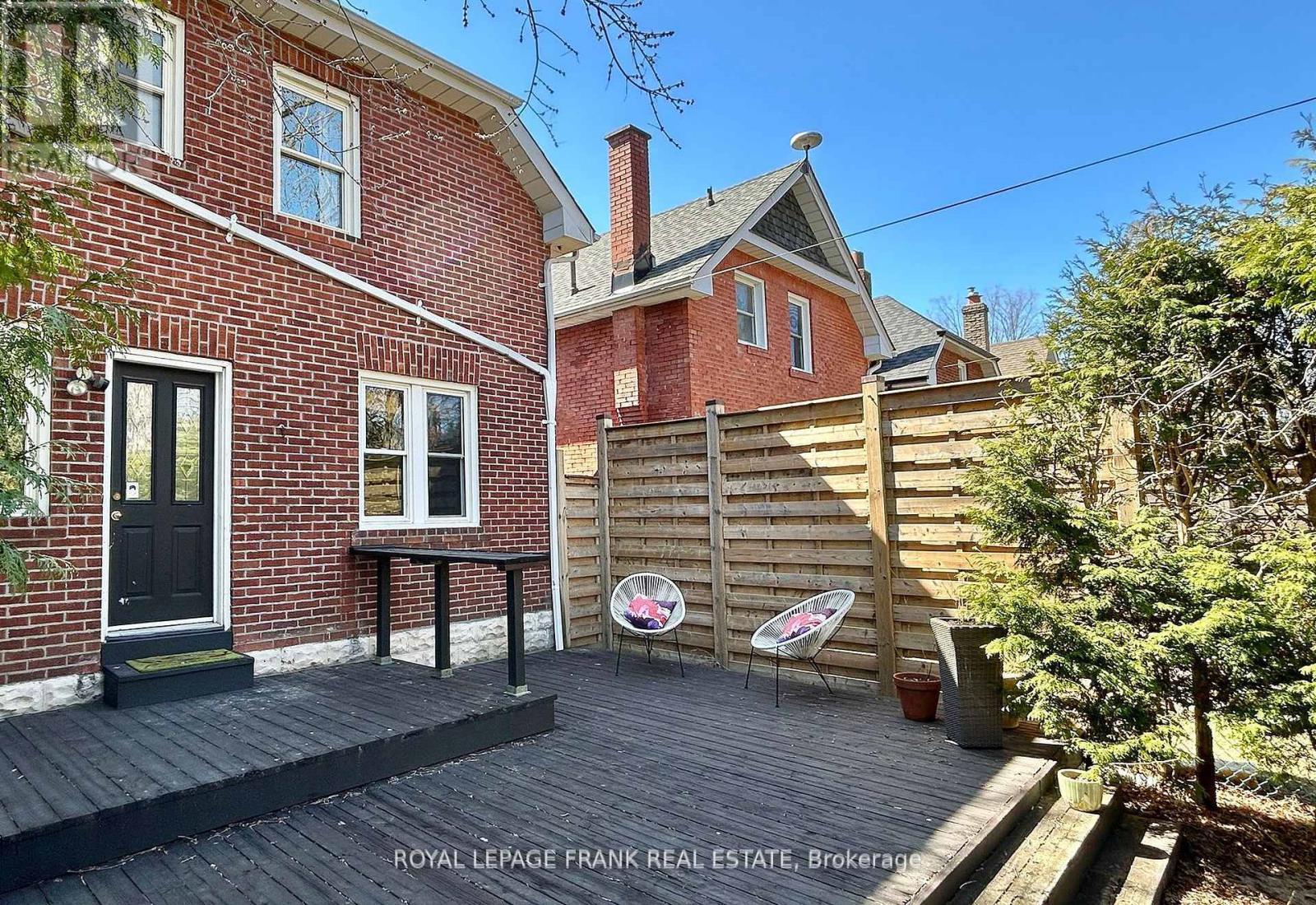 












104 MCLAUGHLIN BOULEVARD

,
Oshawa (O'Neill),




Ontario
L1G2P3


