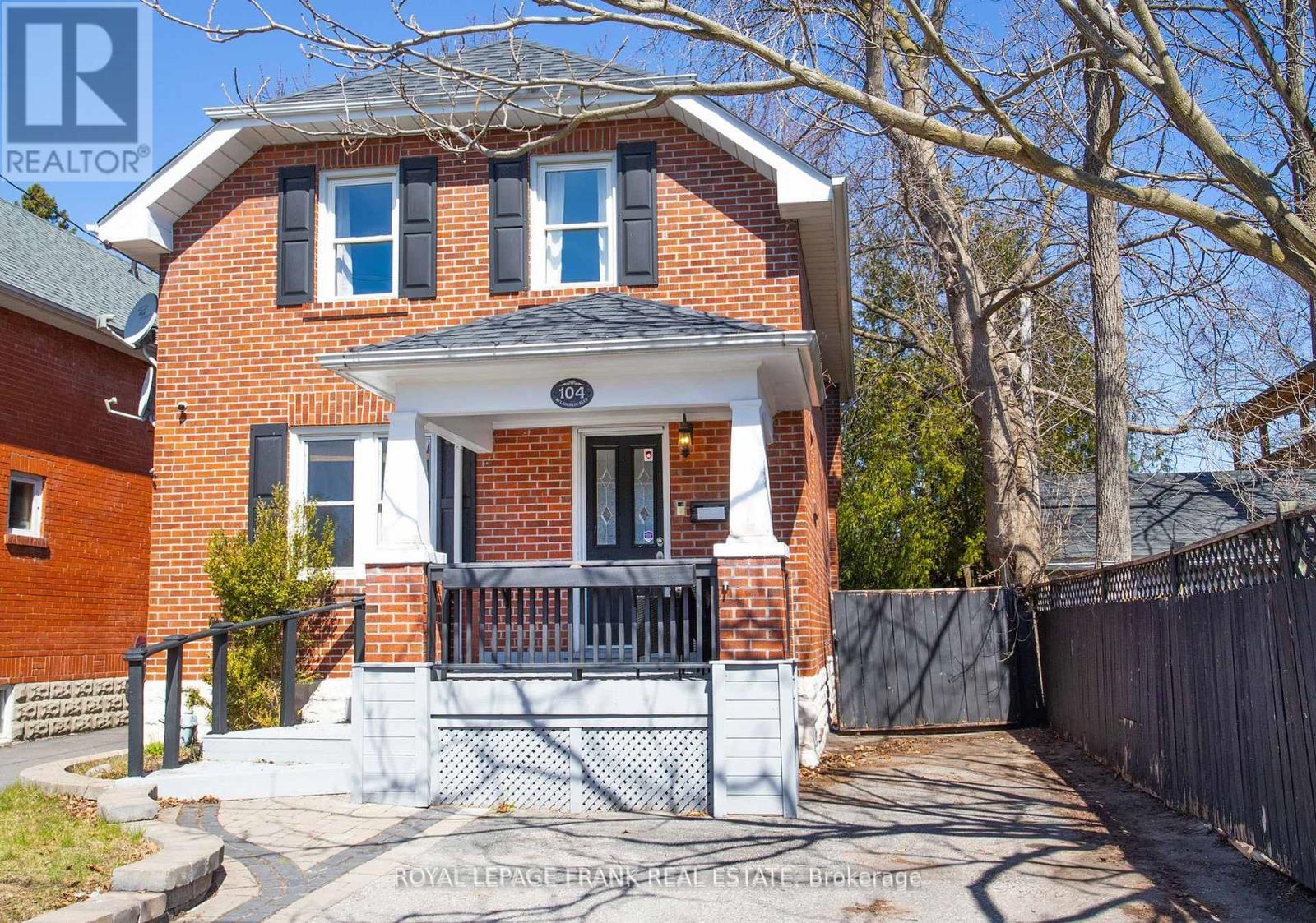 












104 MCLAUGHLIN BOULEVARD

,
Oshawa (O'Neill),




Ontario
L1G2P3

