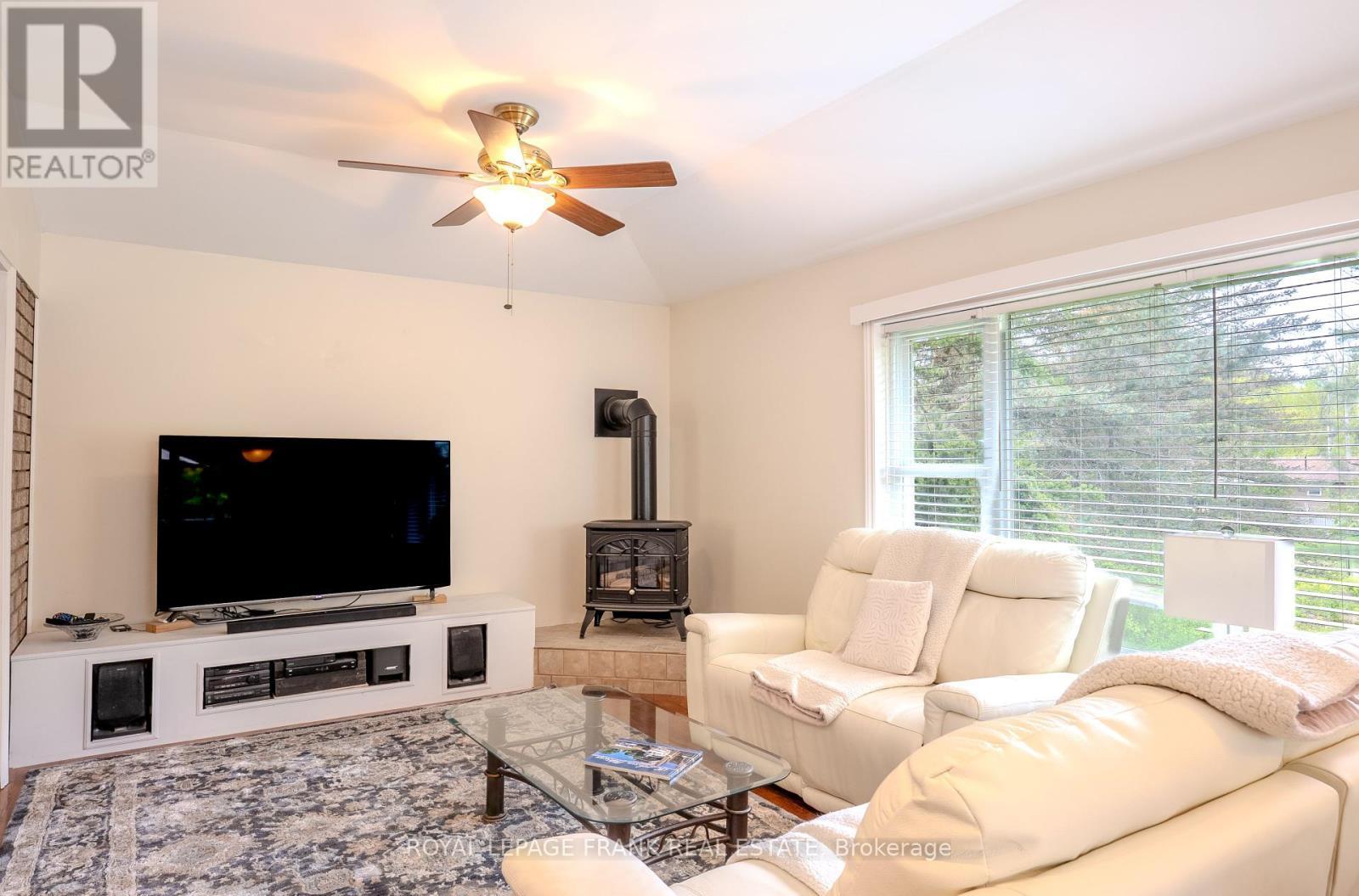 












97 PIRATES GLEN DRIVE

,
Trent Lakes,




Ontario
K0M1A0

